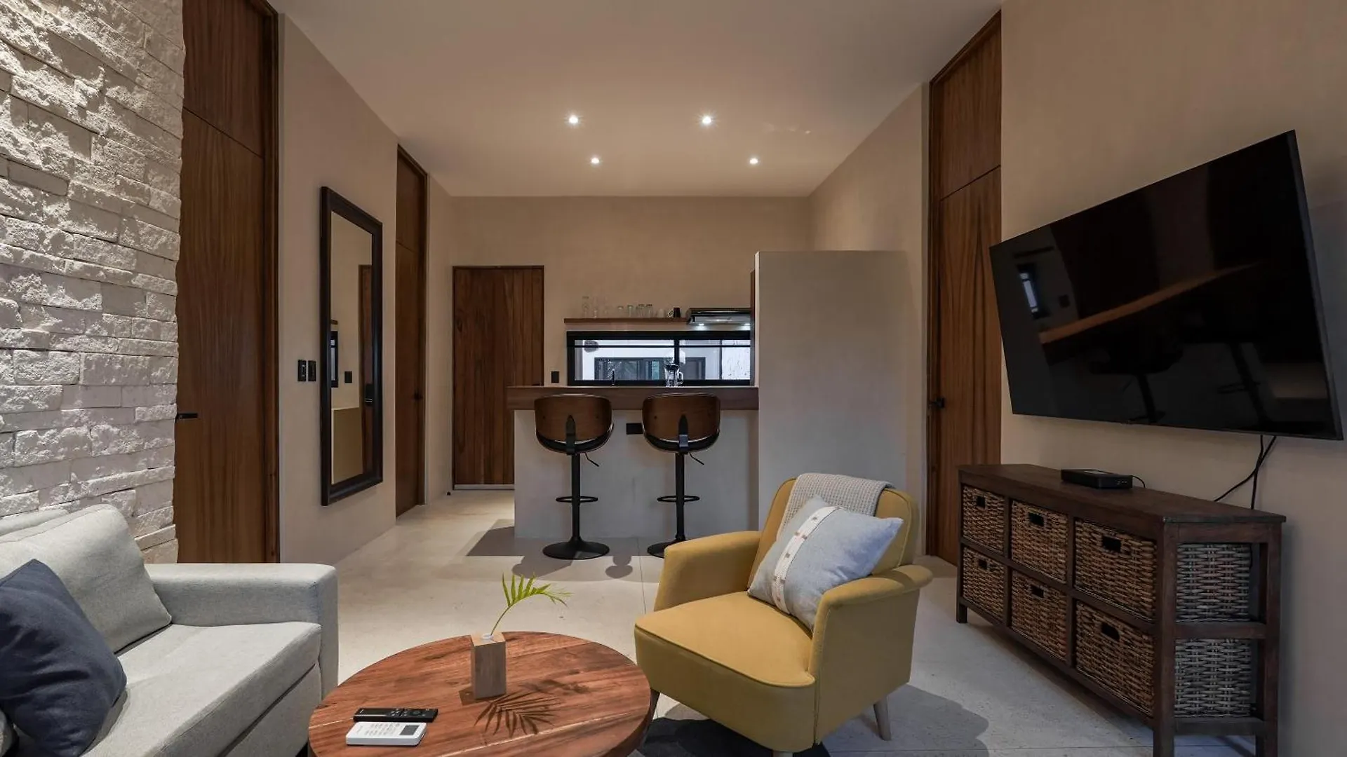 Sunset Serenity - Amply Private Terrace & Pool & Gym & Beach Club Access Tulum 0*,  Mexiko