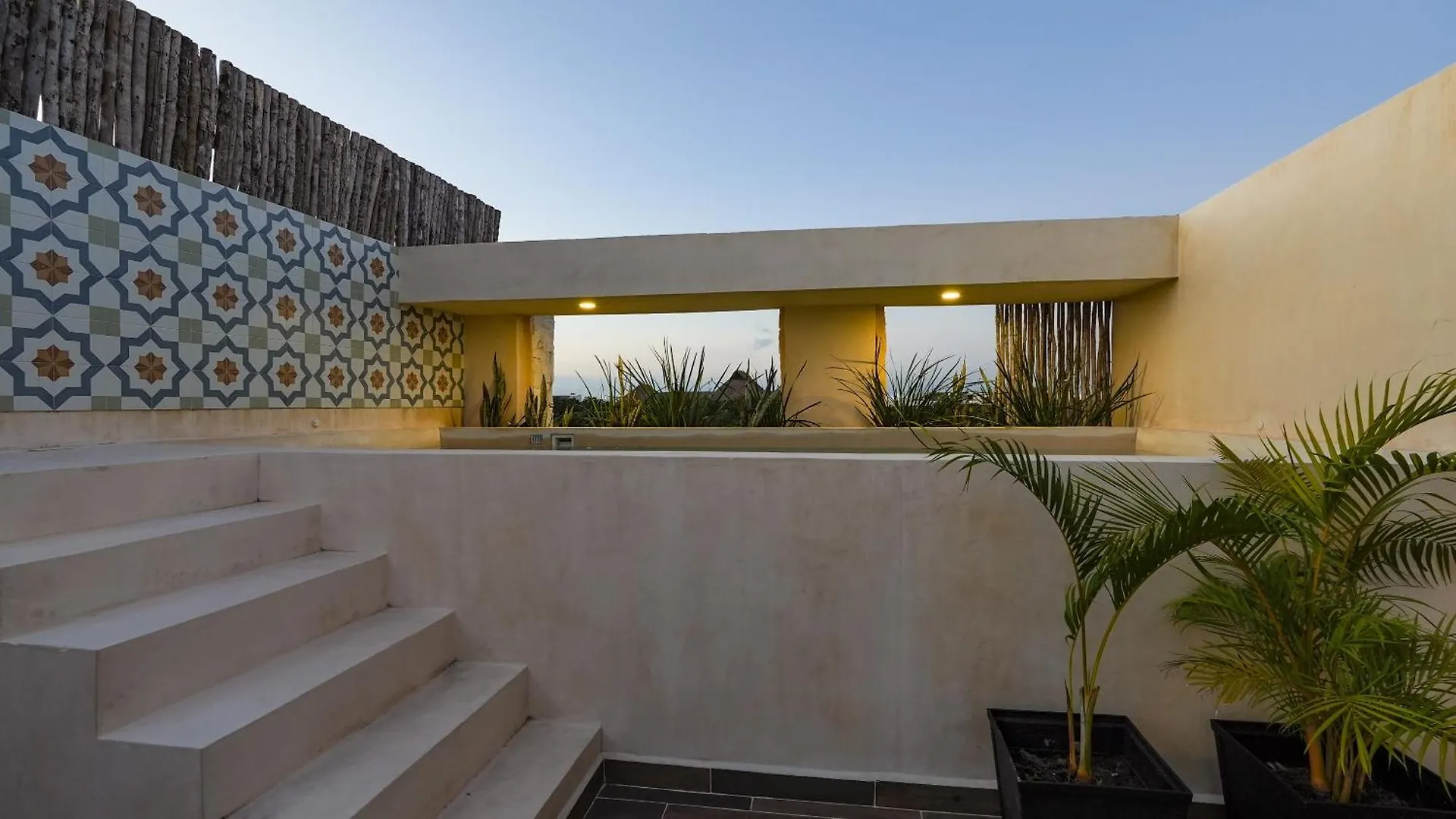 Sunset Serenity - Amply Private Terrace & Pool & Gym & Beach Club Access Tulum Apartment
