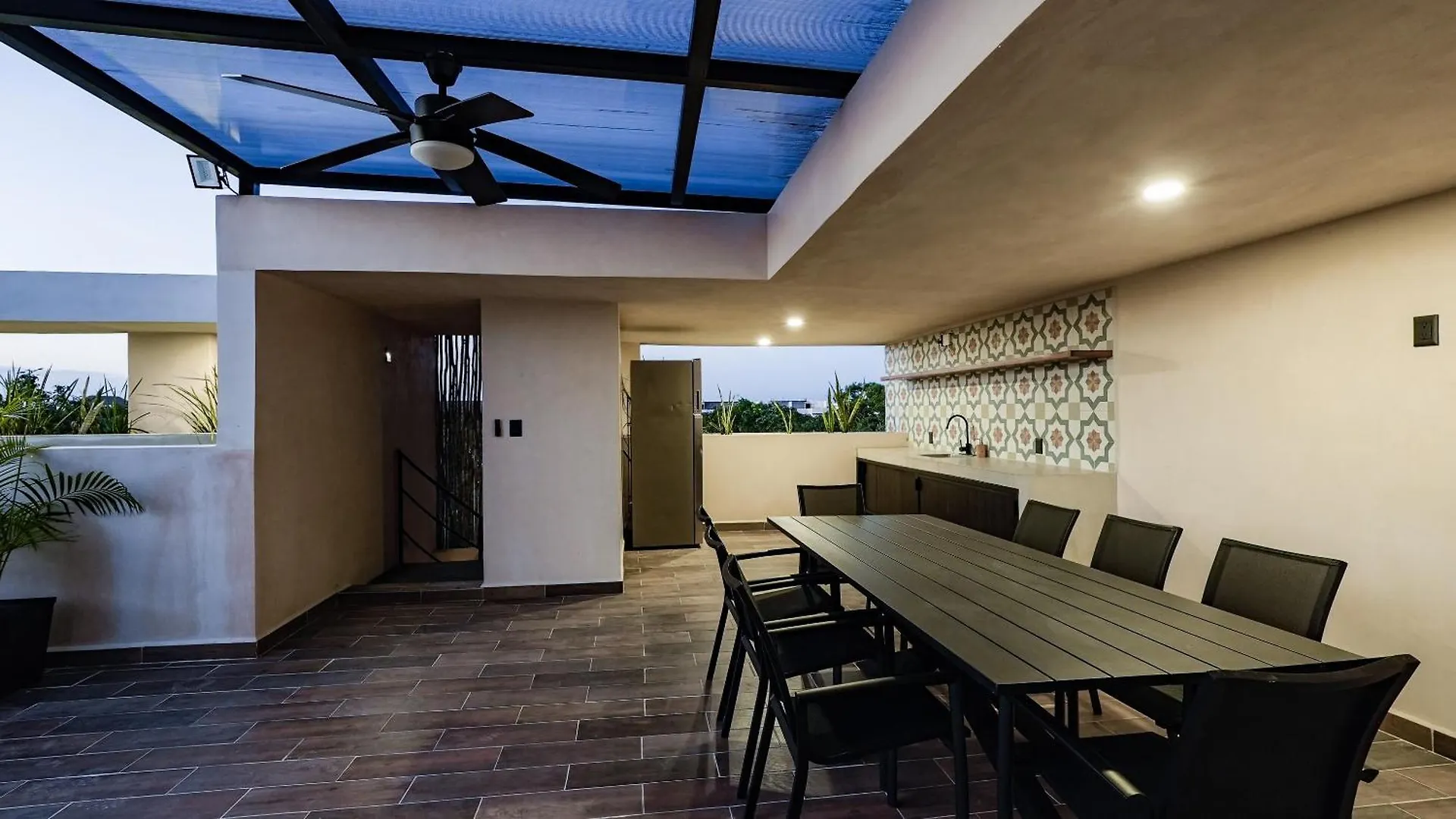 Sunset Serenity - Amply Private Terrace & Pool & Gym & Beach Club Access Tulum 0*,  Mexico