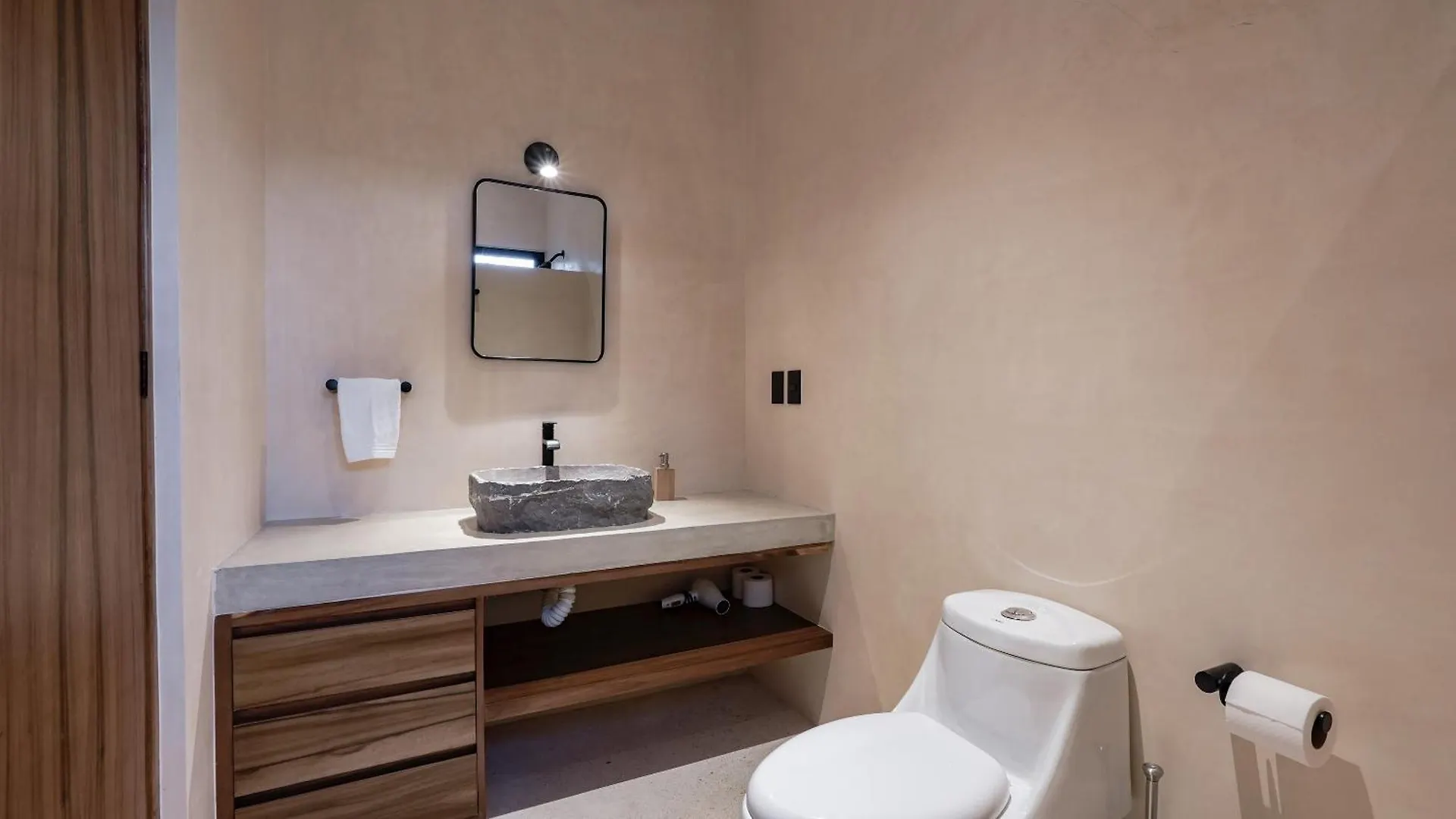 Sunset Serenity - Amply Private Terrace & Pool & Gym & Beach Club Access Tulum Apartment