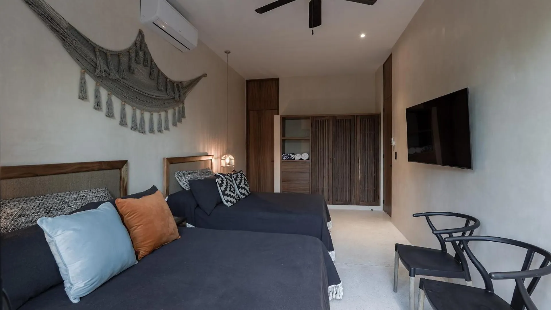 Sunset Serenity - Amply Private Terrace & Pool & Gym & Beach Club Access Tulum Mexico