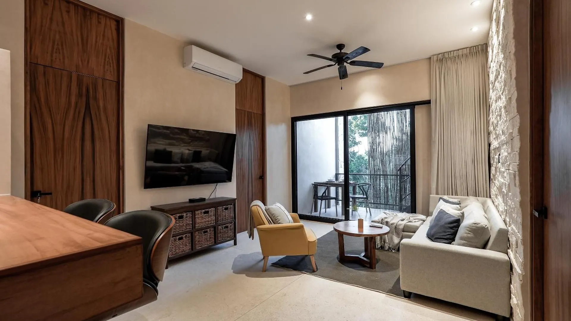 Sunset Serenity - Amply Private Terrace & Pool & Gym & Beach Club Access Tulum Apartment